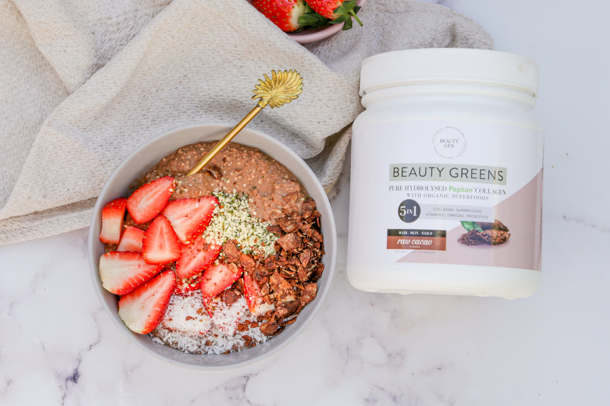 Beauty Greens Collagen Raw Cacao added to a breakfast bowl